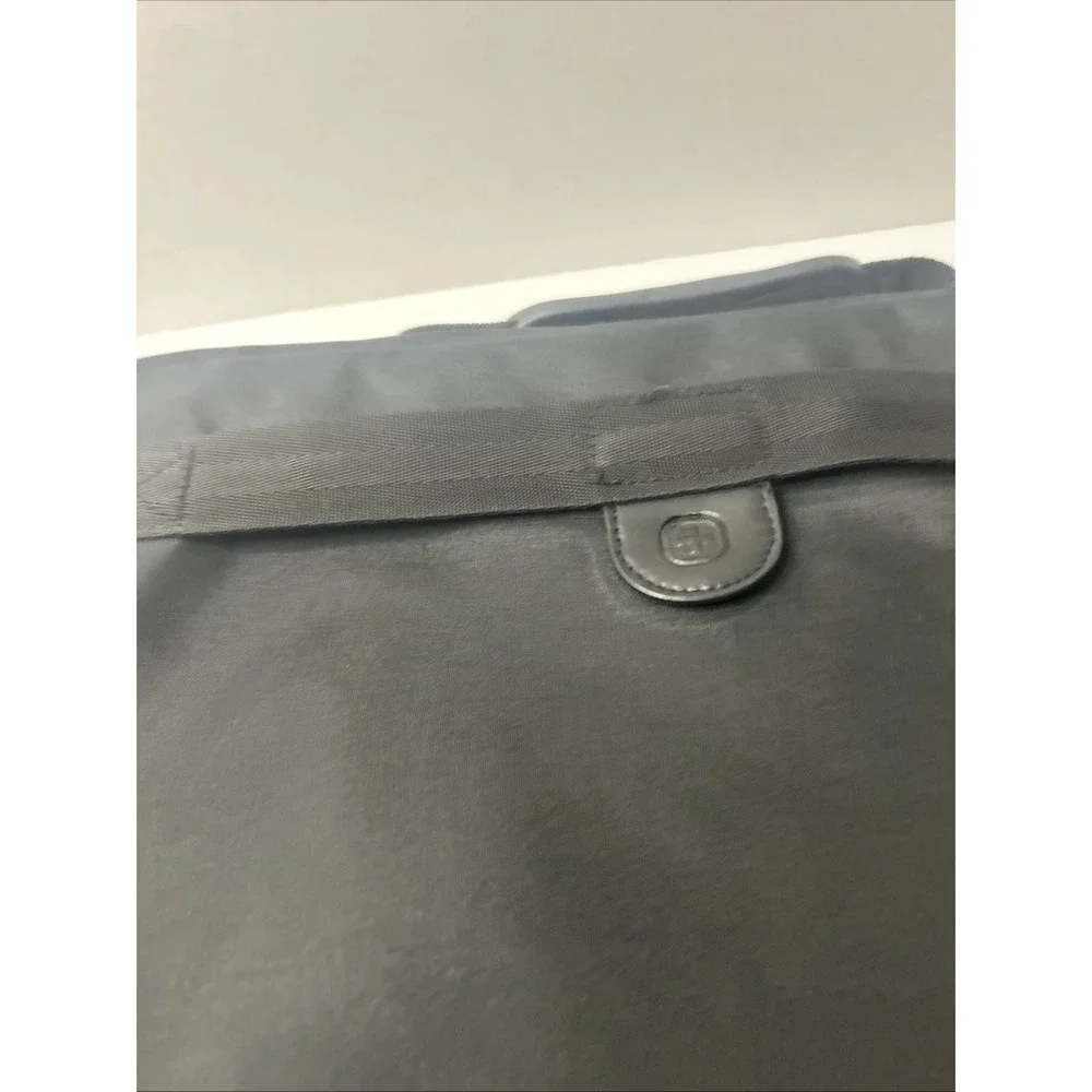 SwissGear by Wenger Laptop Messenger Bag Black Briefcase Shoulder Strap 16